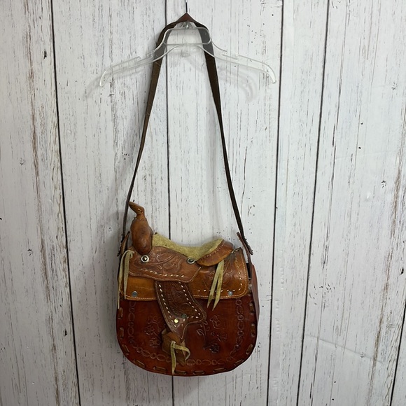 Saddle Handbag Hand Crafted in New Mexico Wool Lined - Picture 6 of 16